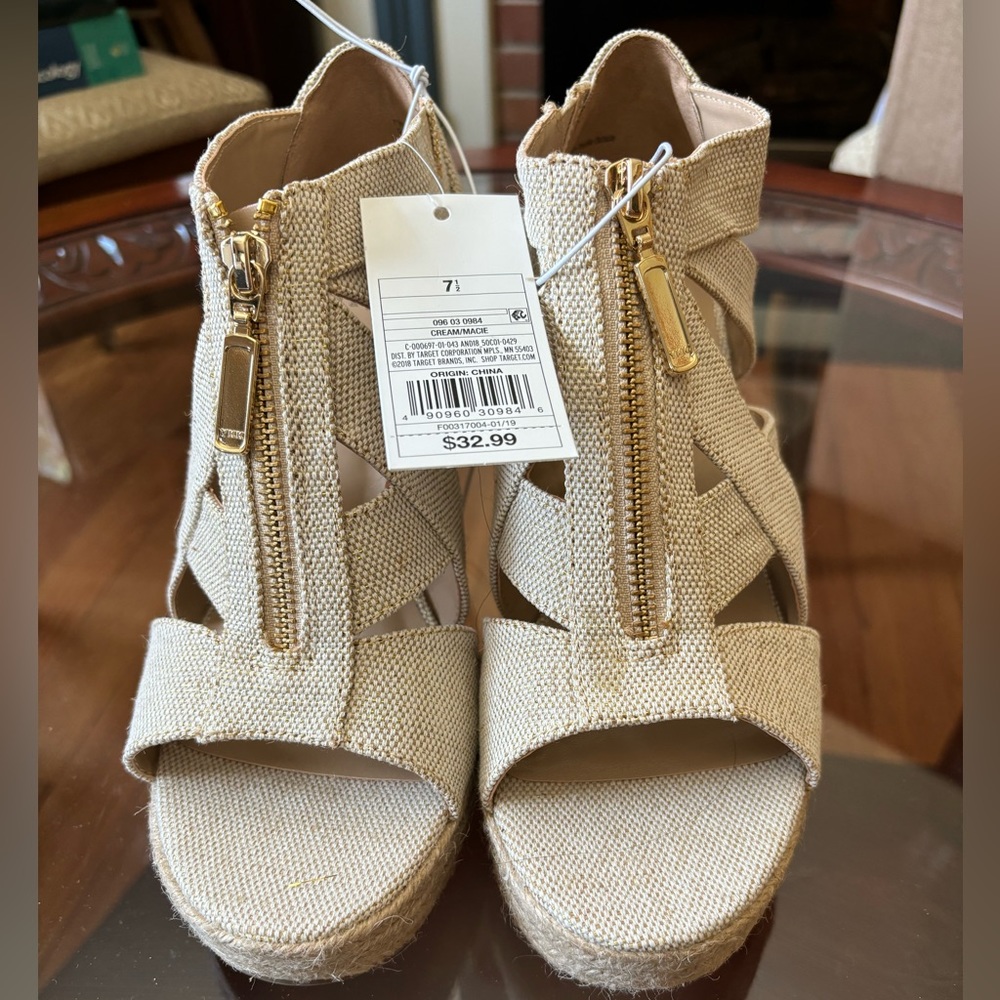Brand new w/ tags cream wedges